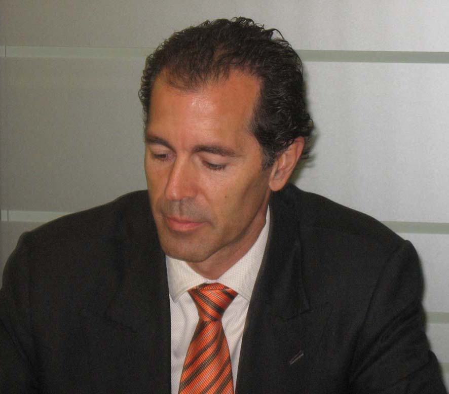 Carlos Onis, director comercial HP ProCurve