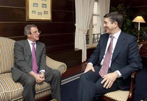 César Alierta, presidente de Telefónica, y Patxi López, presidente del Gobierno Vasco