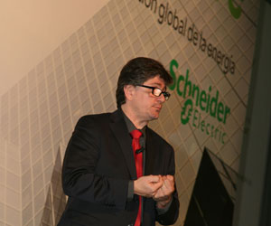Francisco Juan, director técnico de arquitecturas de Schneider